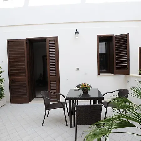 Carmelina 3 Apartment